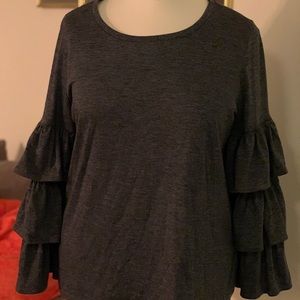 Come through RUFFLES!! Banana Republic XL top